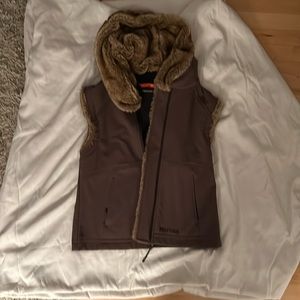 Marmot dry climb, fur lined, super cute winter vest